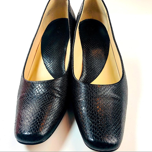 Donna Lawrence Fortune Lizard Heels / Pumps - Picture 8 of 11